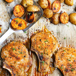One Pan Pork Chops And Potatoes