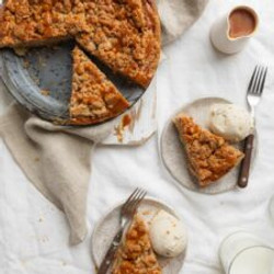 Dutch Caramel Apple Pie