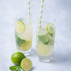 Ginger Beer &amp; Gin Cocktail