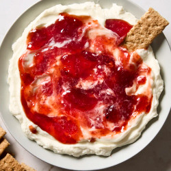Strawberry Cheesecake Dip
