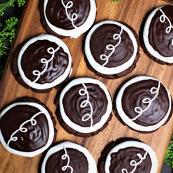Hostess Cupcake Cookies (best Crumbl Copycat)