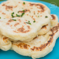 Naan (indisches Fladenbrot)