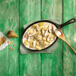 Gnocchi Mit Gorgonzola, Feigen und Pinienkernen