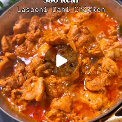 Lasooni Dahi Chicken Curry
