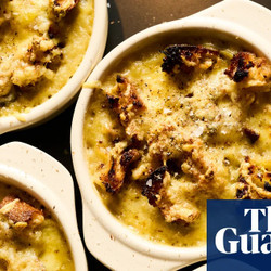 Alice Zaslavsky’s Parsnip And Pear Soup With Cheesy Toast Tops