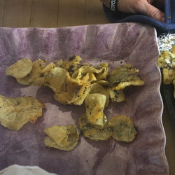 Cheesy Potato Chips