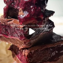 Healthy No Bake Viral Blueberry Chocolate Bars