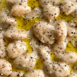 Cacio E Pepe Beans