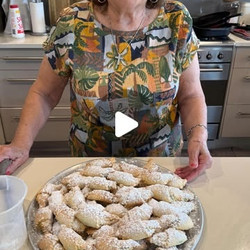 Pistachio Biscuits
