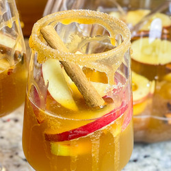 Sparkling Apple Cider Sangria