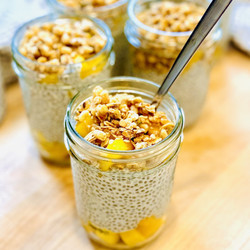 Mango Chia Pudding