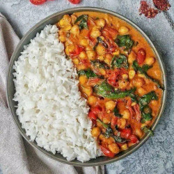 Chickpea, Spinach &amp; Tomato Curry