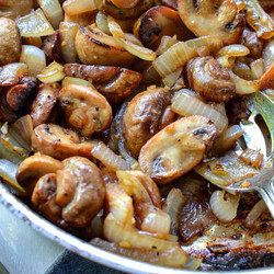 Sauteed Mushrooms And Onions