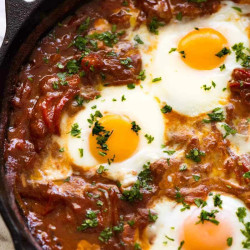 Shakshuka (middle Eastern Poached Or Baked Eggs)