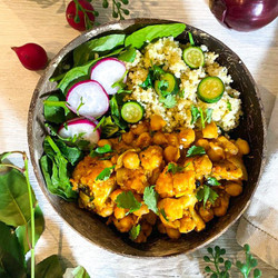 Vegan Channa Gobi (chickpea And Cauliflower Protein Curry)