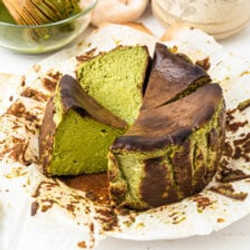 Matcha Basque Cheesecake