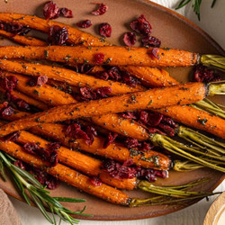 Easy Vegan Maple-herb Glazed Carrots