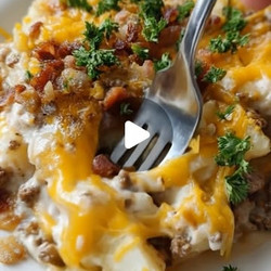 Loaded Beef &amp; Potato Casserole