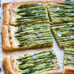 Vegan Asparagus Tart With Herbed Cashew Cream