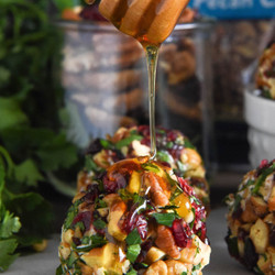 Mini Cranberry Pecan Goat Cheese Balls