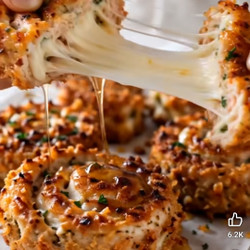 Crispy Chicken Cheese Spiral