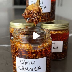 Homemade Chili Crunch