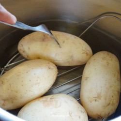 How To Boil Potatoes In Instant Pot?