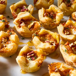 Pumpkin Spice Hot Honey Brie Bites