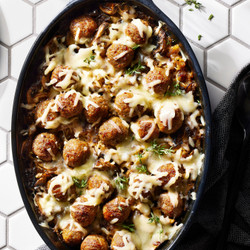 Dump And Bake French Onion Meatballs And Rice Is The Easiest Meal You'll Make
