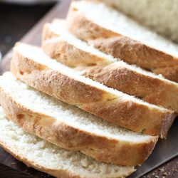 World’s Easiest Homemade Sandwich Bread
