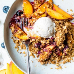 Blueberry Peach Crisp