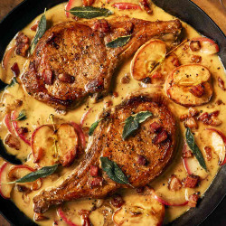 Pork Chops With Apples And Bacon