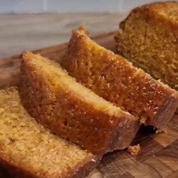 Lyle’s Golden Syrup Cake