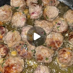 Viande Hachée Avec Sauce Aux Champignons
