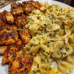 Chicken Creamy Bowtie Pasta With Garlic Mozzarella Sauce