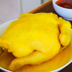 Steamed Chicken With Chili Garlic Sauce