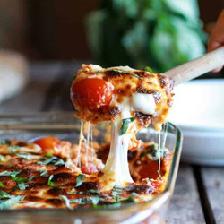 Creamy Caprese Quinoa Bake