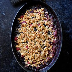 Berry Crisp (paleo, Vegan, Gluten Free)