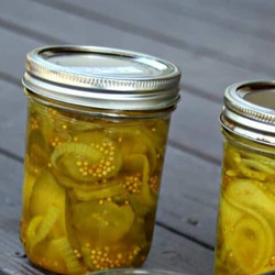 Spicy Bread &amp; Butter Pickles