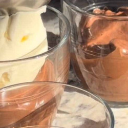Simplest Chocolate Mousse