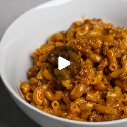 One-pot Cheesy Beef Macaroni