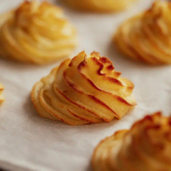 Duchess Potatoes