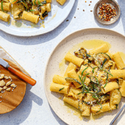 Bobby Flay's Easy Zucchini Pasta