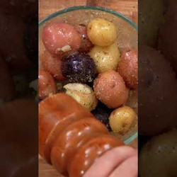 Crispy Smashed Roasted Potatoes easy sides apps