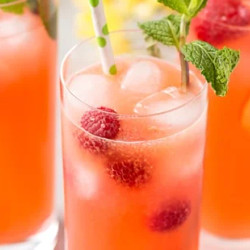 Raspberry Peach Lemonade