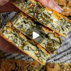 Lazy Spanakopita - Gluten Free Greek Blatsaria (μπλατσαριά)