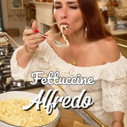 Godly Fettuccine Alfredo