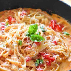 Roasted Red Pepper Fettuccini With Creamy Feta Sauce