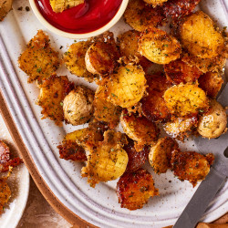 Viral Crispy Garlic Parmesan Crusted Potatoes
