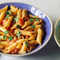 Instant Pot Creamy Goat Cheese Pasta